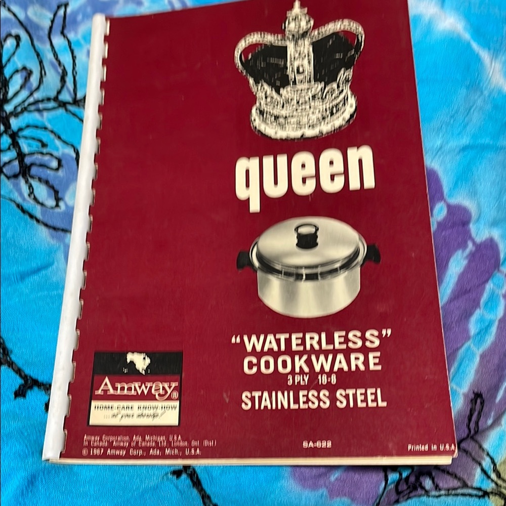 Amway Queen Waterless Cookware Booklet